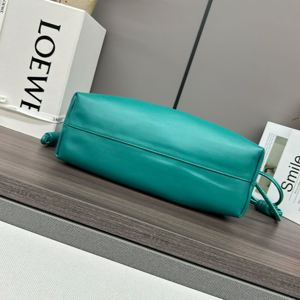 Loewe Medium Flamenco purse in mellow nappa lambskin - Top Club
