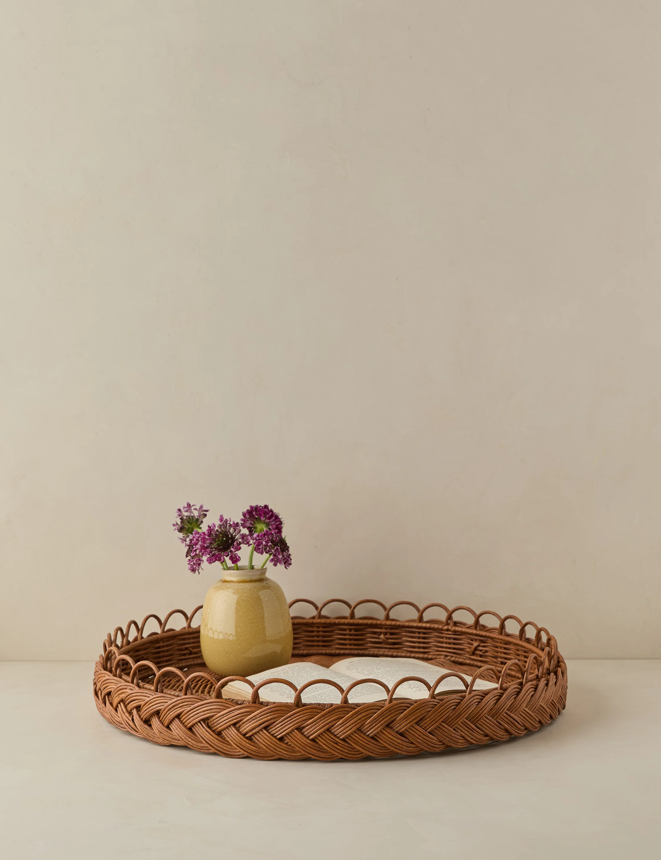 Zaniyah Tray