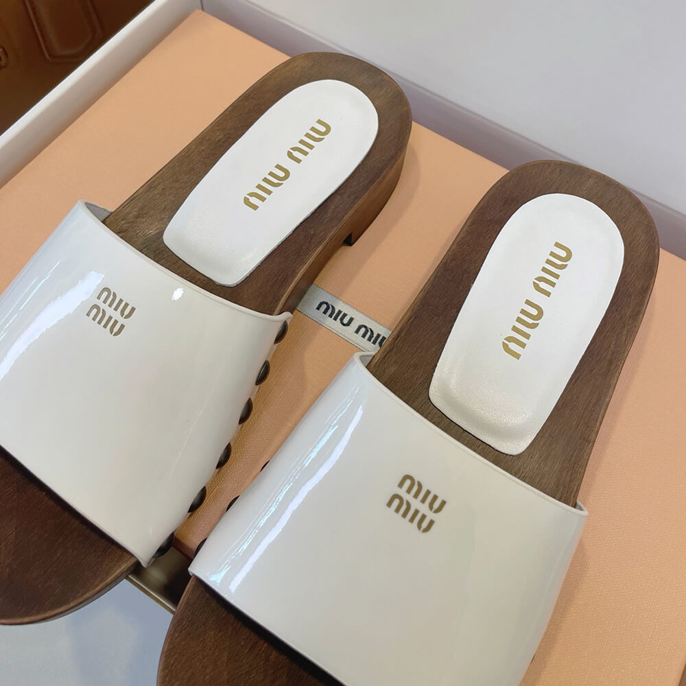 MiuMiu Patent leather clogs - Top Club