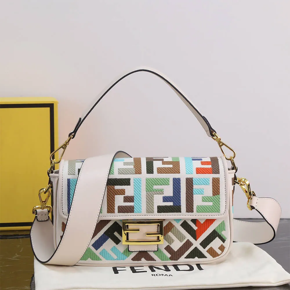 FD BAGUETTE BAG