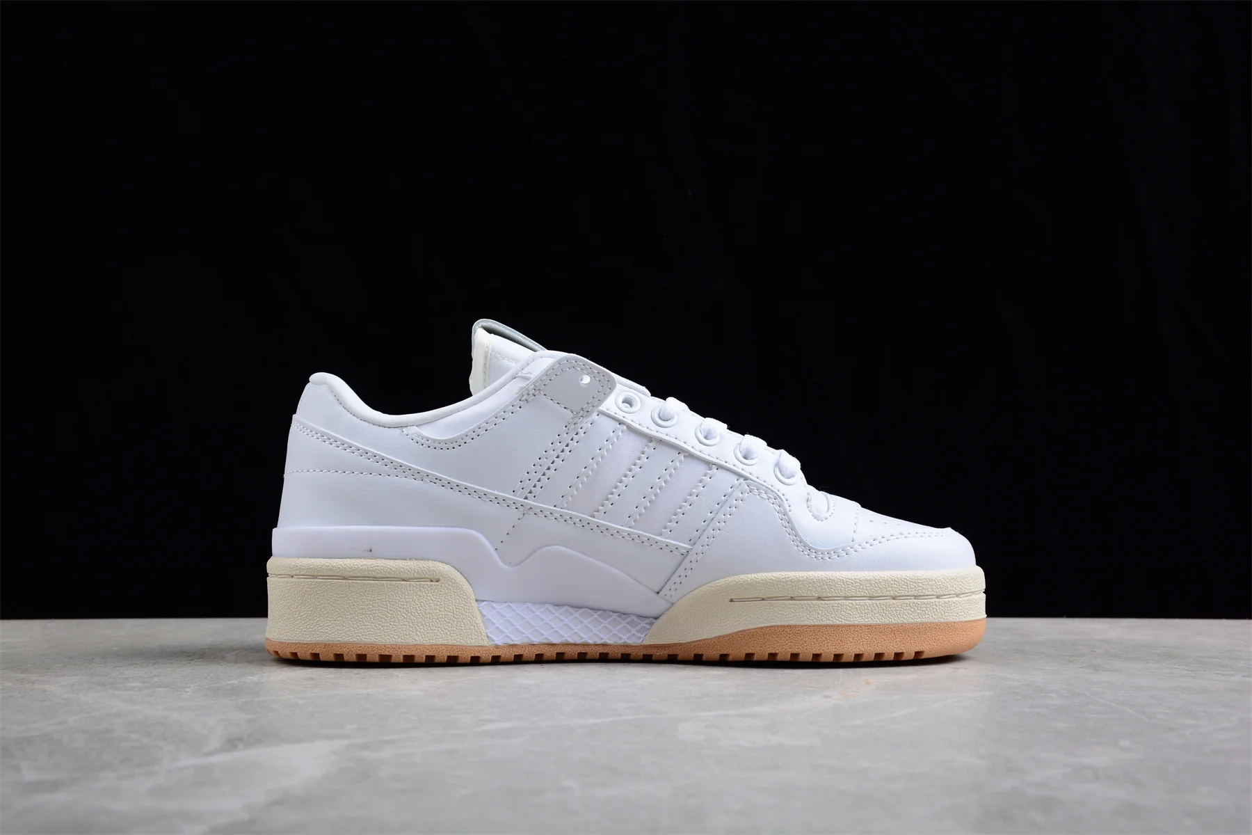 adidas Forum 84 Low 