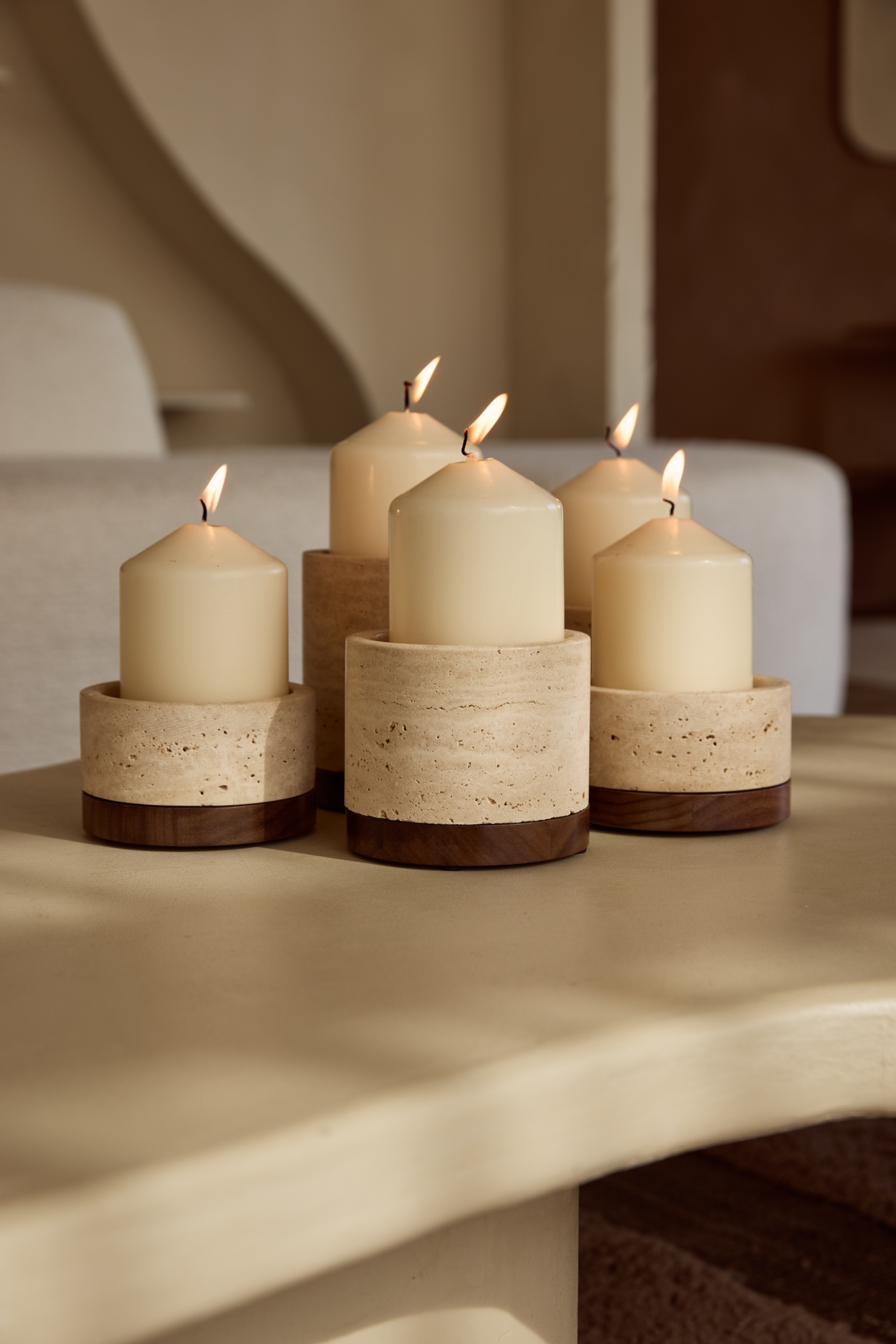 Kaarshouder Travertine M