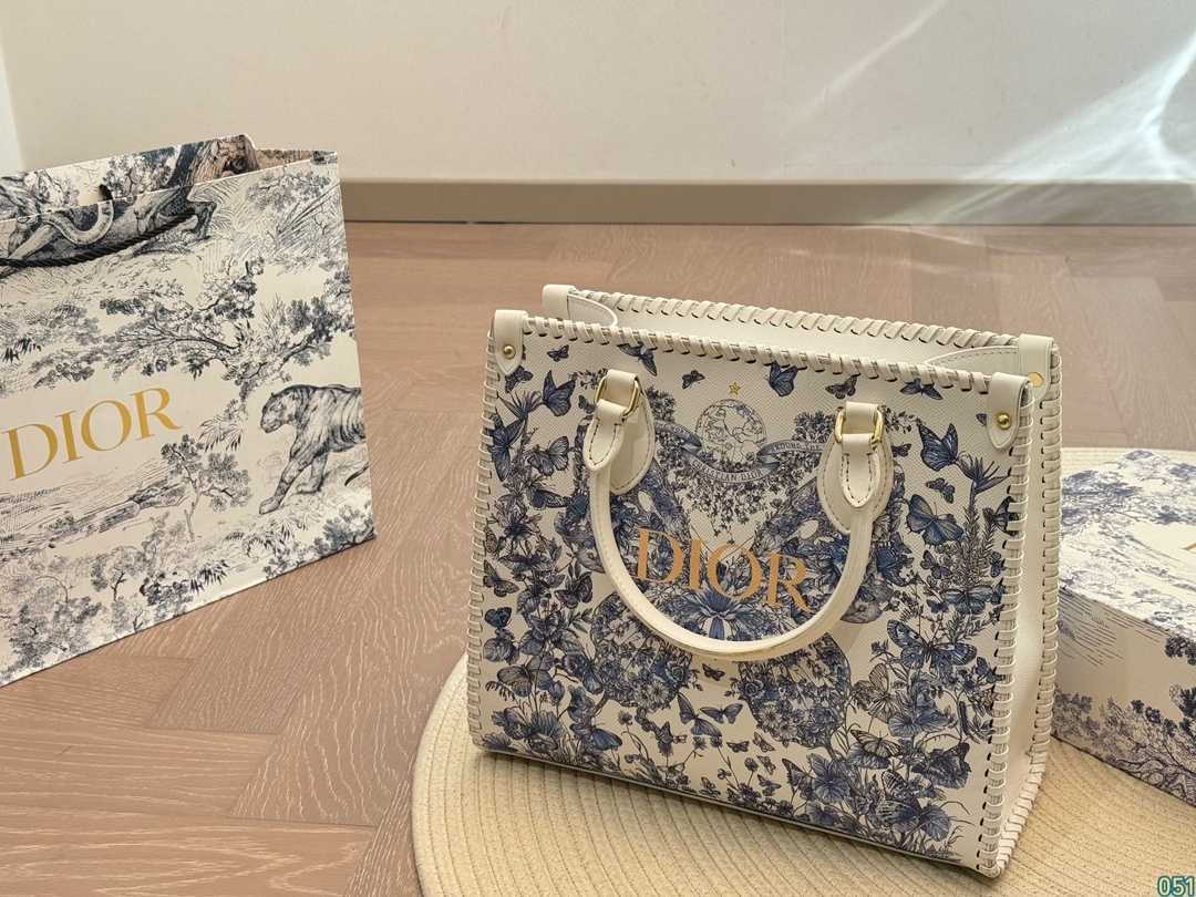 D new arrival tote bag size: 32 * 28 cm - Top Club