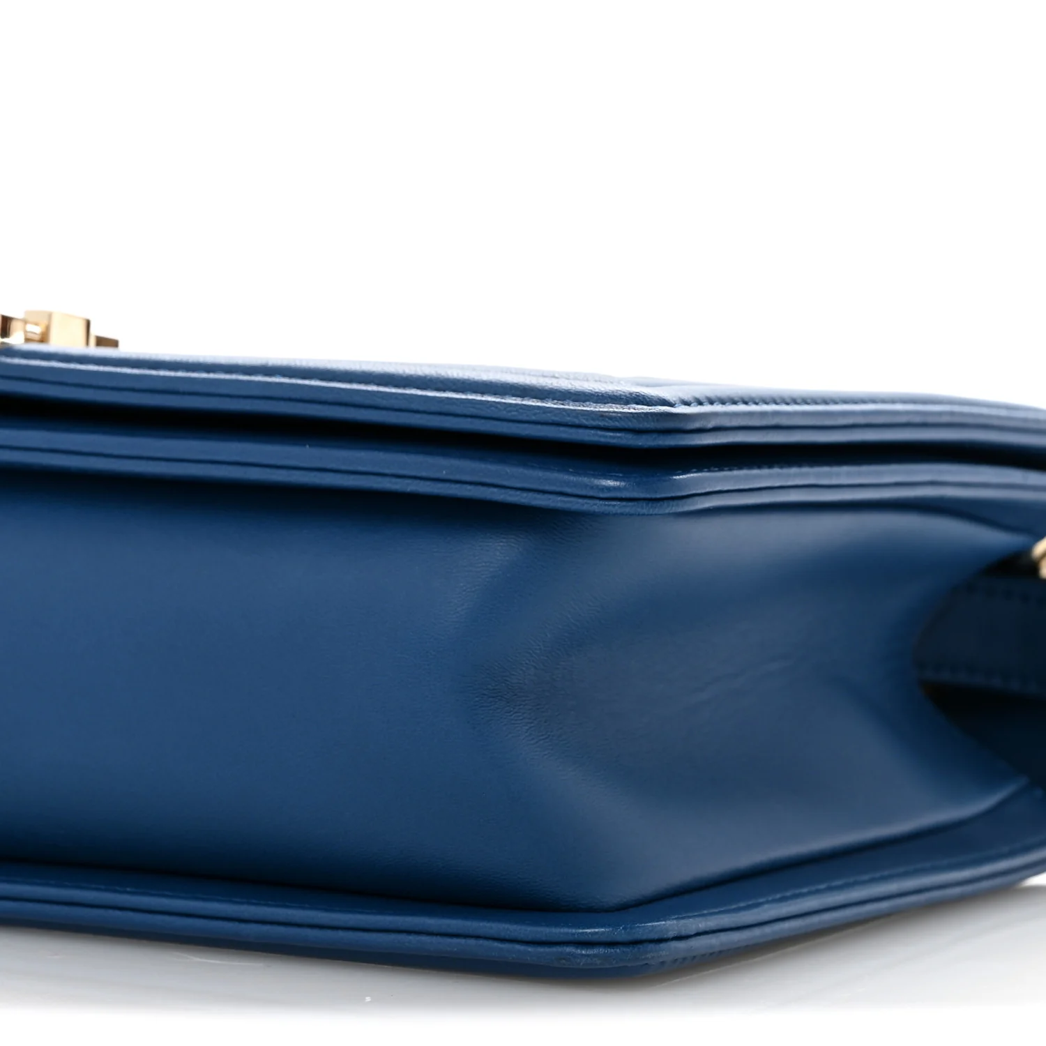 Lambskin Chevron Quilted New Medium Boy Flap Blue - Top Club