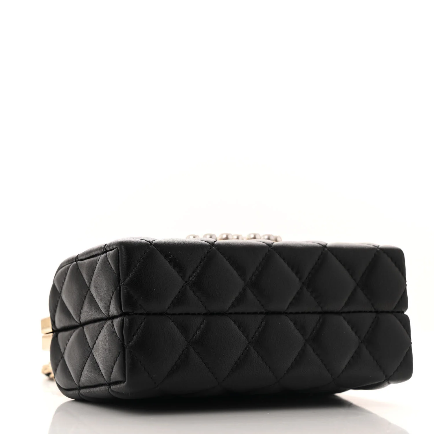 Lambskin Quilted Pearl CC Vanity Case Black - Top Club