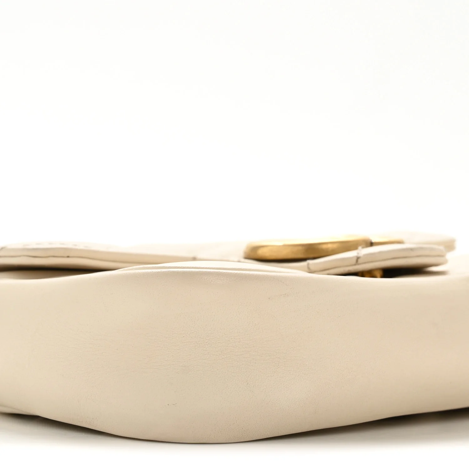 Calfskin Matelasse Super Mini GG Marmont Shoulder Bag White - Top Club