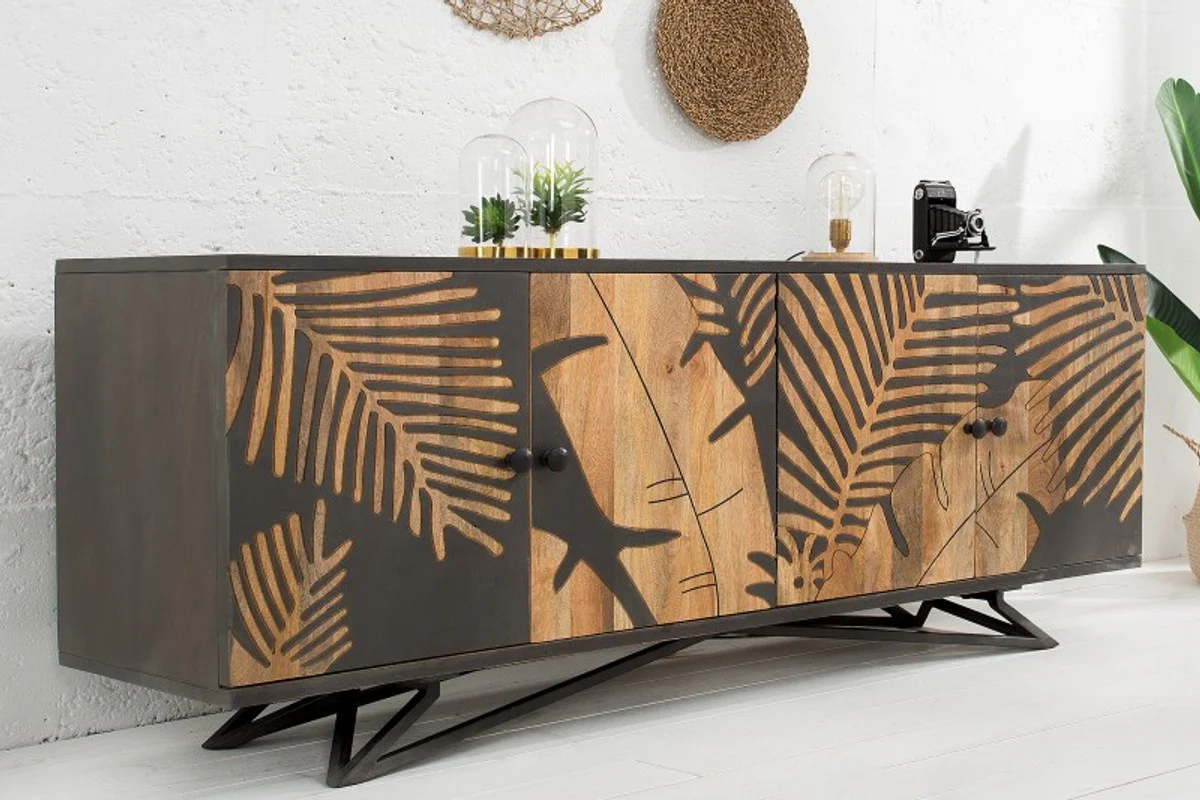 Color: antique black/green