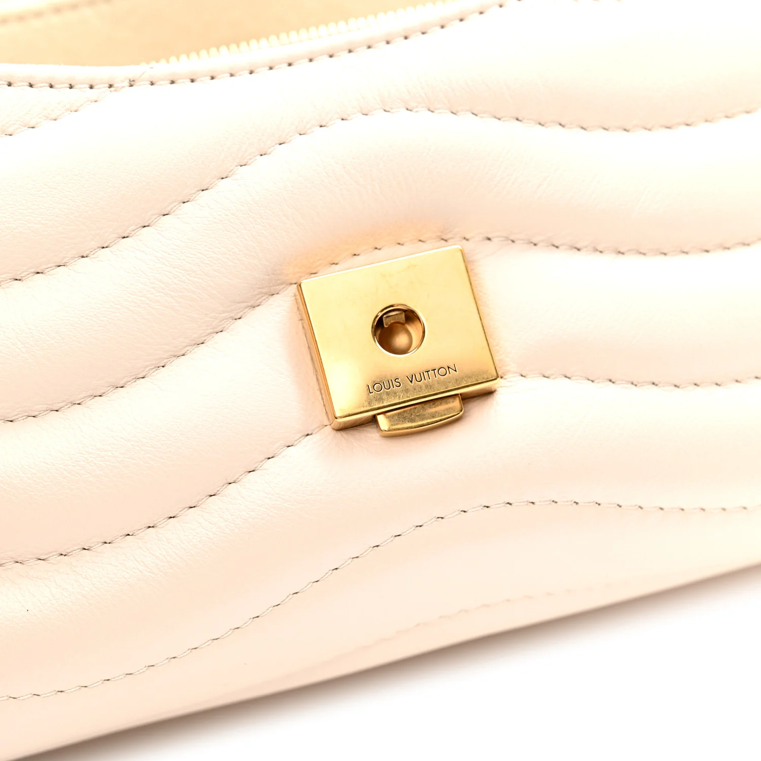 Calfskin Hold Me New Wave Ivory - Top Club