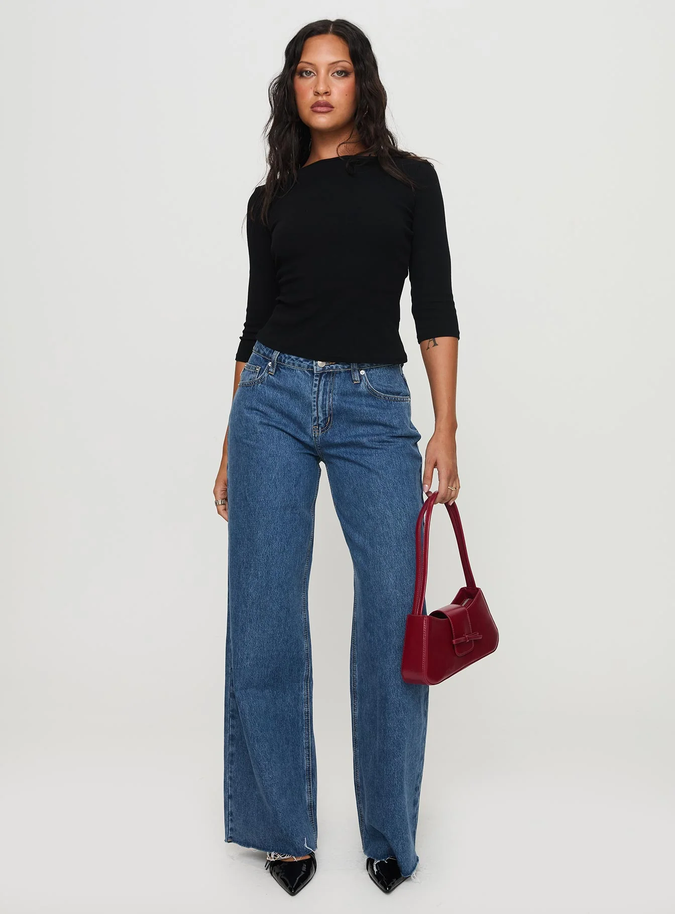 Darla Low Rise Straight Leg Jeans Mid Wash