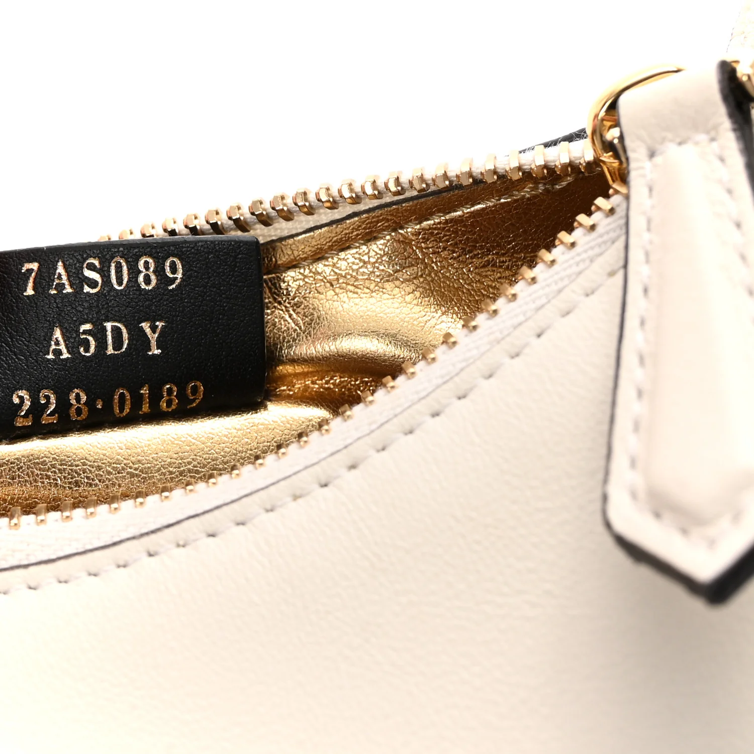 Vitello Grace Matte Nano Fendigraphy Hobo Charm White Ice - Top Club