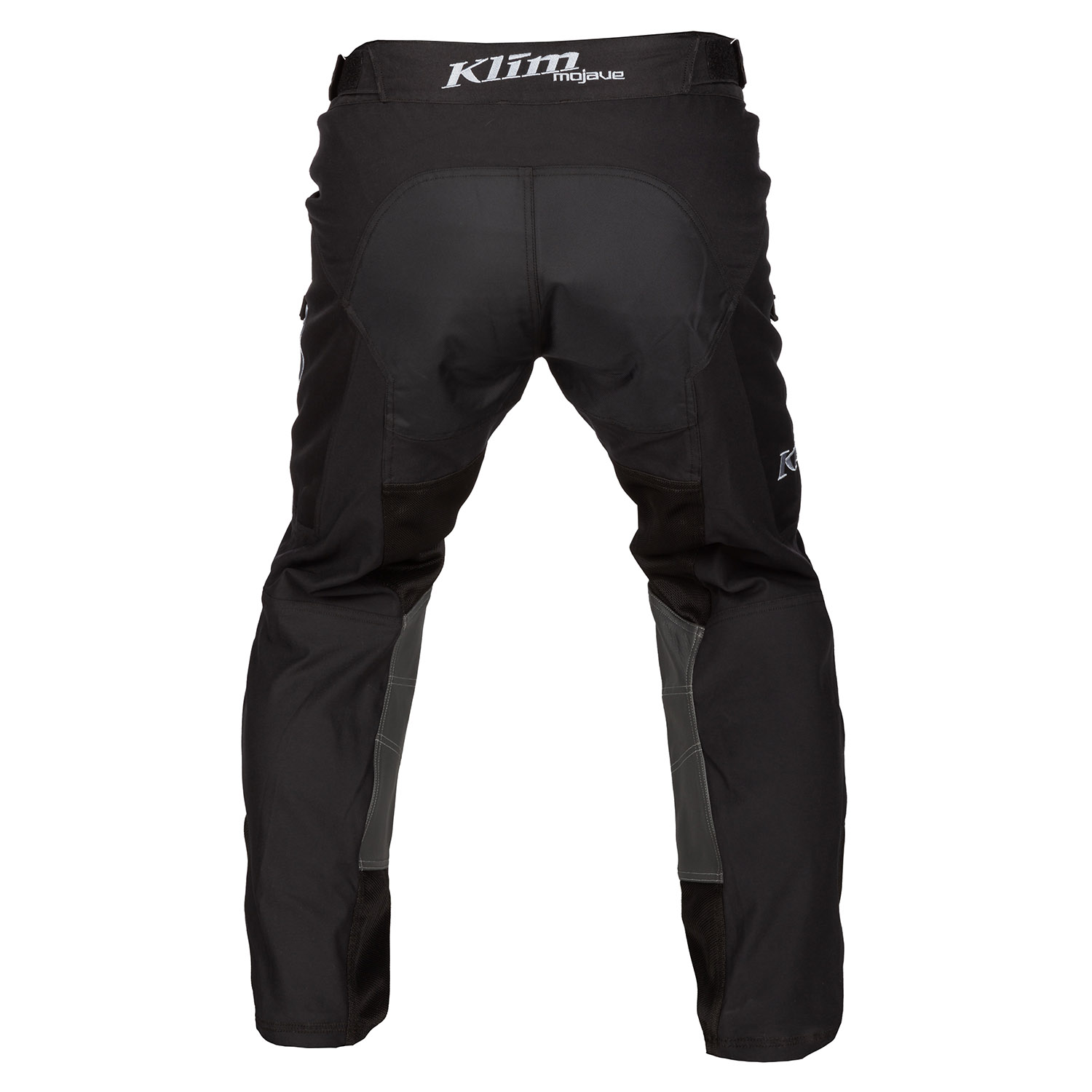 Mojave in boat pants