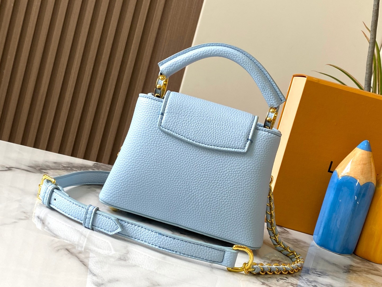 Louis Milky Way Capucines BB  Taurillon leather M23082 size: 21��14��8cm - Top Club