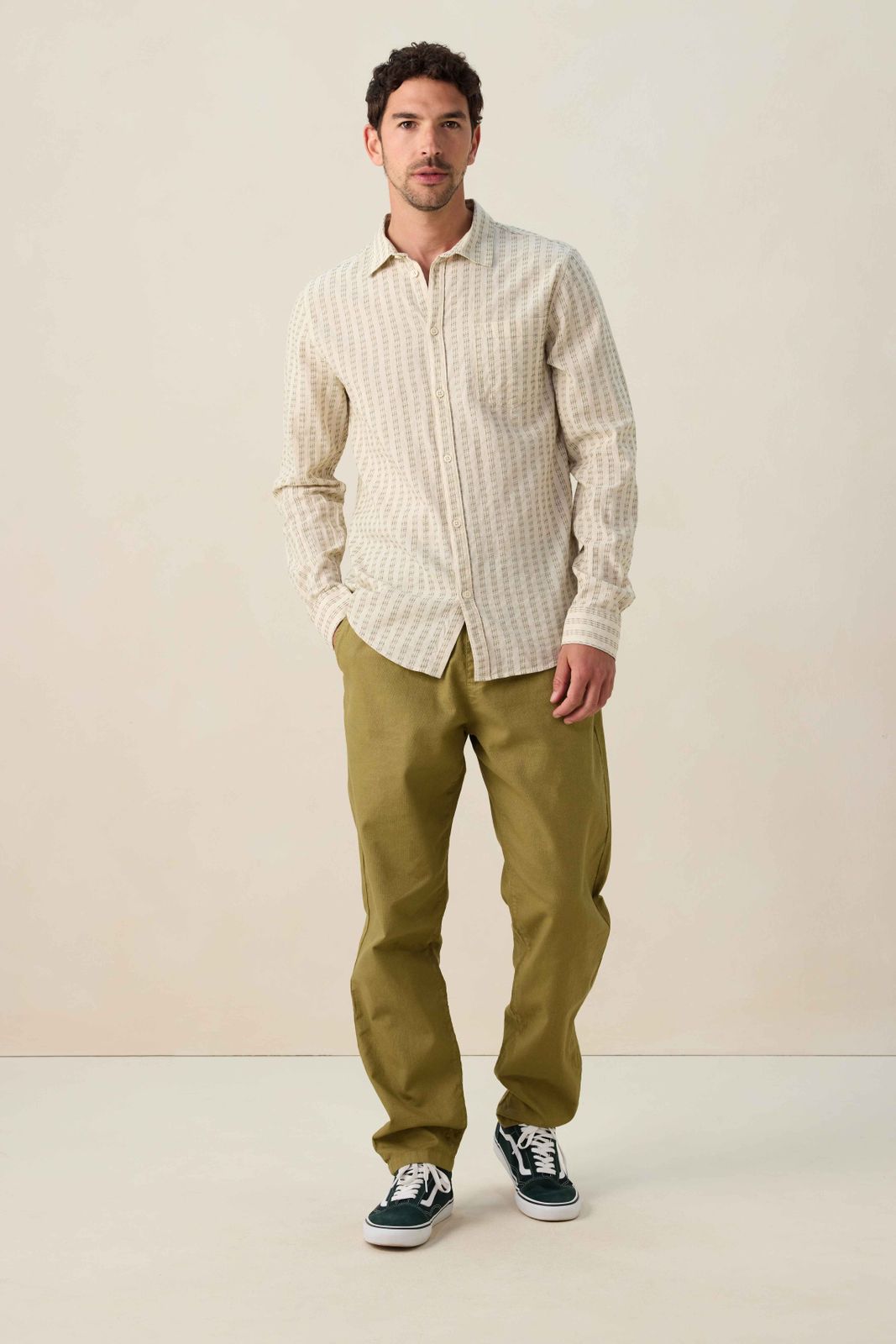 Lichtgroen gestreept overhemd