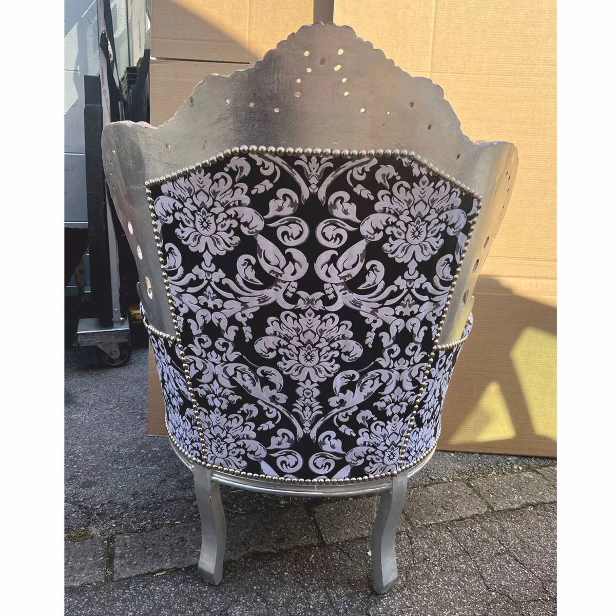 Baroque living room armchair black / white / silver - magnificent baroque furniture