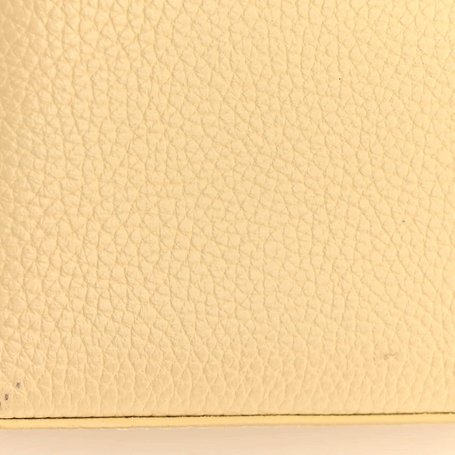 Taurillon Snakeskin Mini Capucines Banane - Top Club