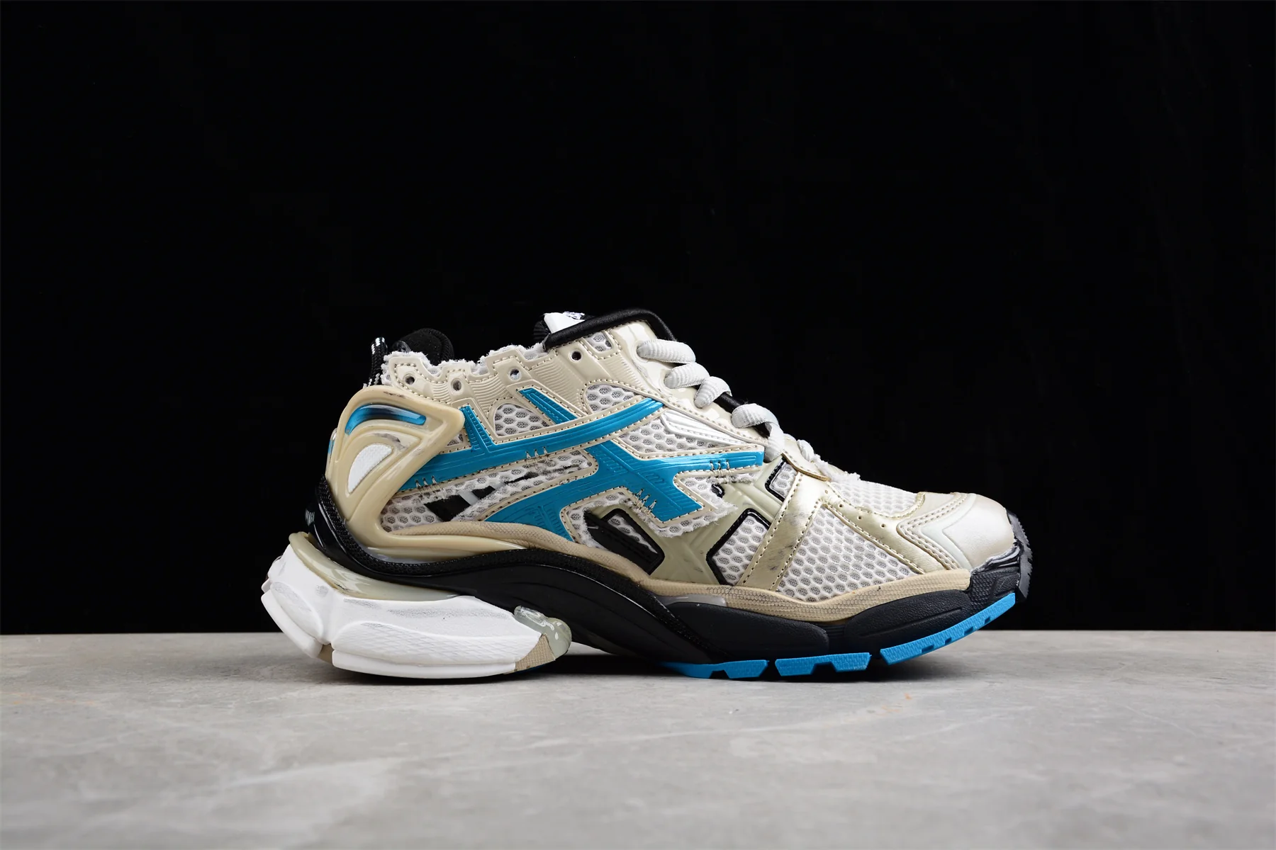 Balenciaga Runner – White/Beige/Blue - Sneaker Replica Workshop