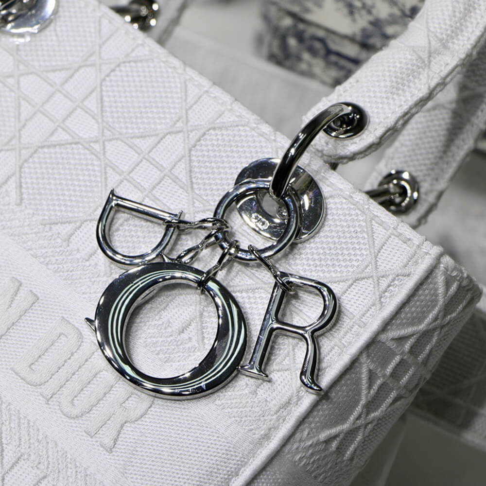 DIOR MEDIUM LADY D-LITE BAG - Top Club