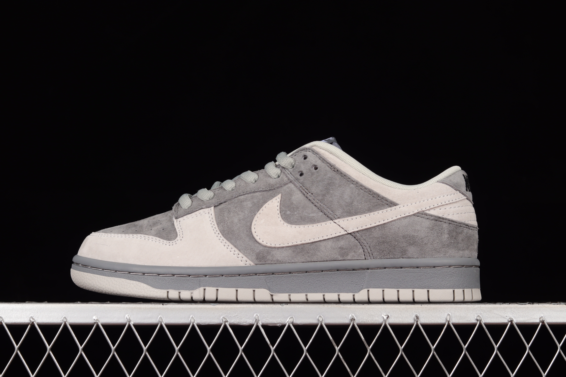 Otomo Katsuhiro x Nk SB Dunk Low Steamboy OST DQ7412-986 - Sneaker Replica Workshop