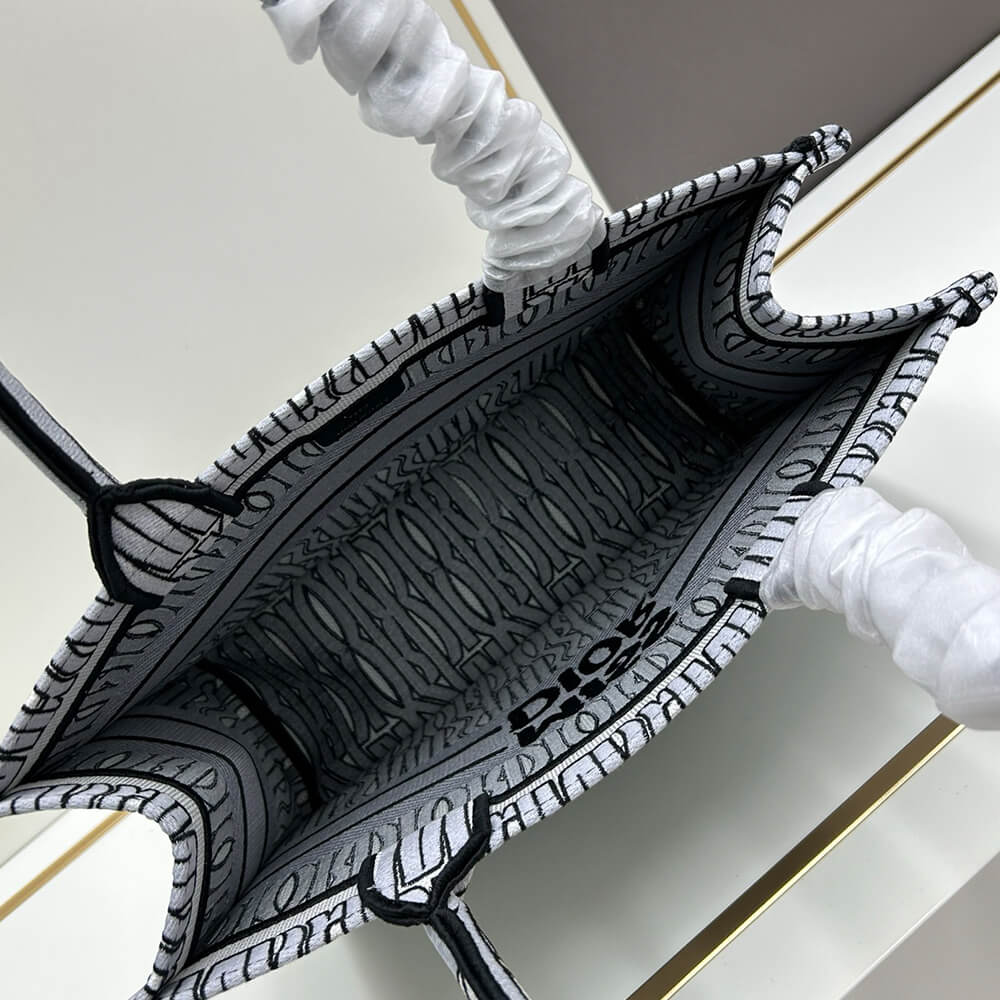 Medium Dior Book Tote - Top Club