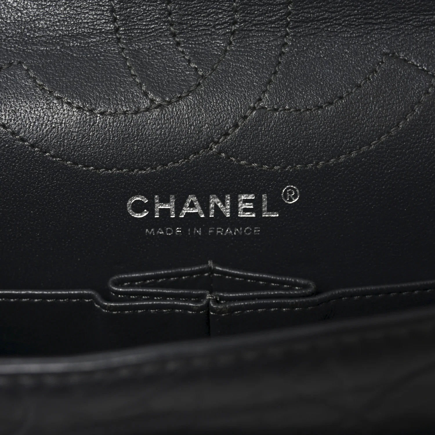 Aged Calfskin Quilted 2.55 Reissue 226 Flap Grey - Top Club