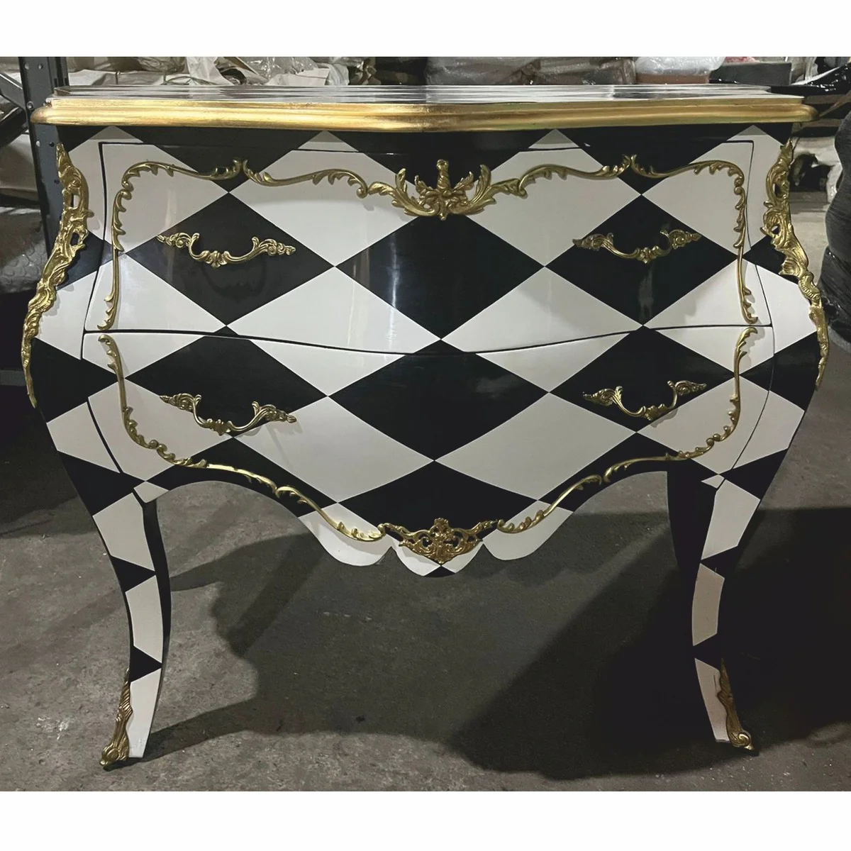 Baroque chest of drawers with checkered design and 2 drawers black / white / gold - Baroque furniture