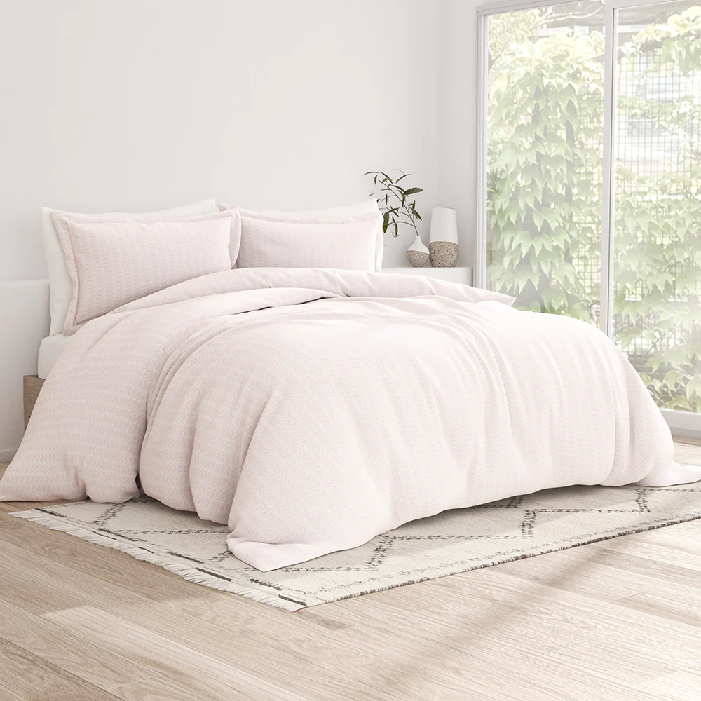 Classic in Pink Pattern 3-Piece Duvet Cover Set (Sale)