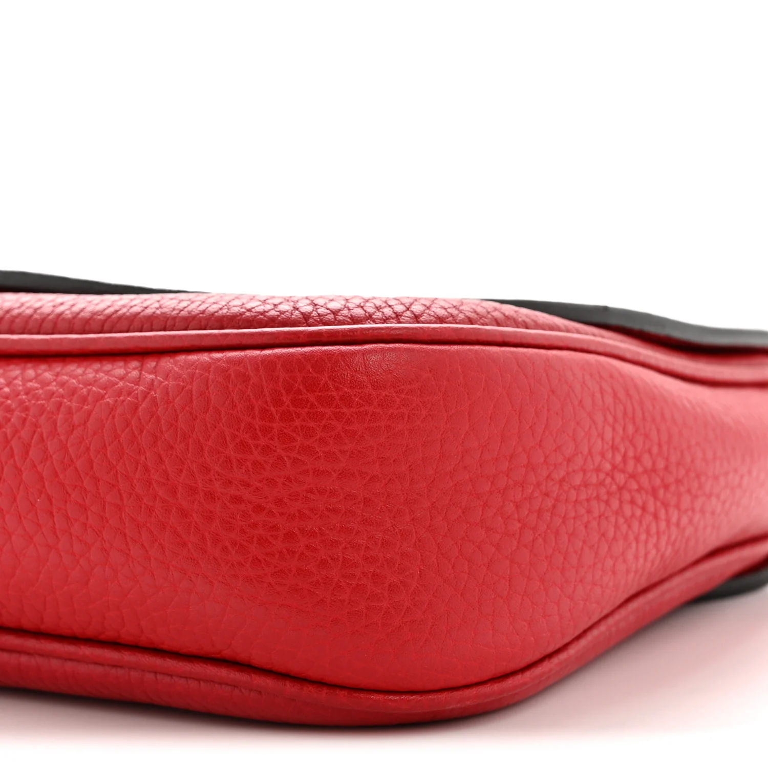 Pebbled Calfskin Medium Soho Flap Crossbody Tabasco Red - Top Club