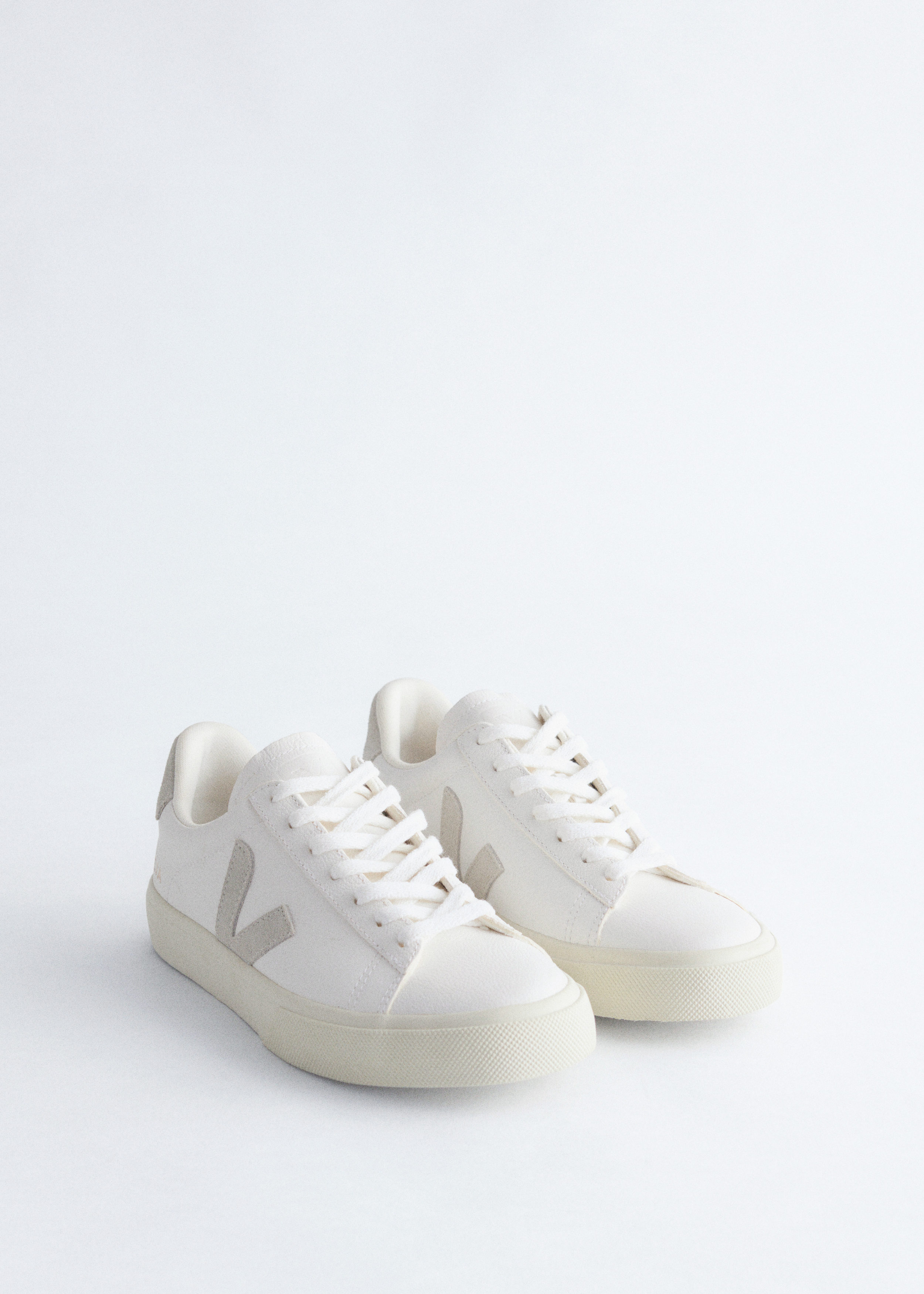 & Other Stories VEJA CAMPO LEATHER SNEAKERS