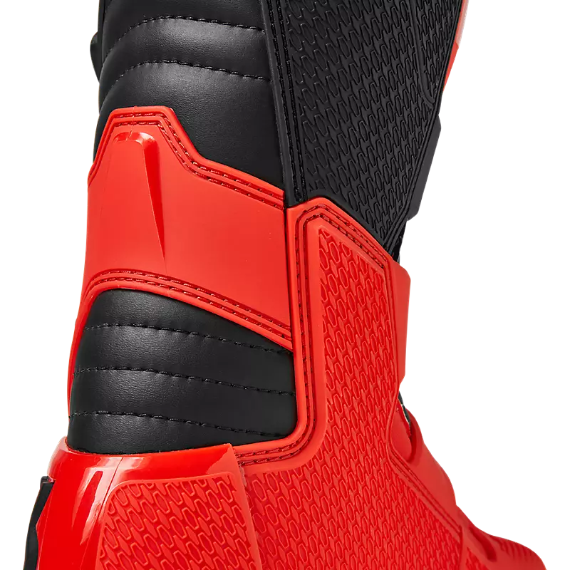 Complete boots
