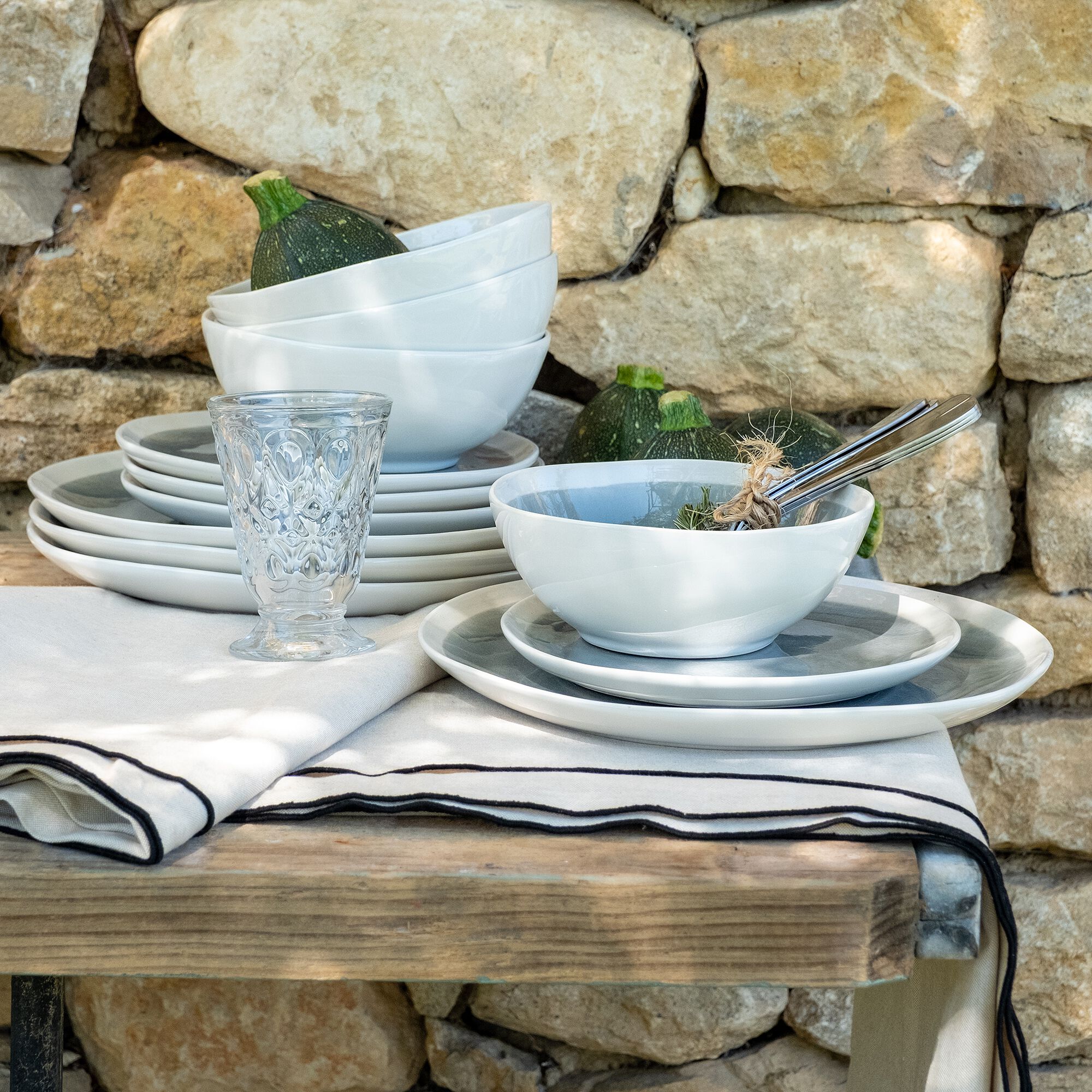 LAGON - Service de vaisselle en grès - bleu autan