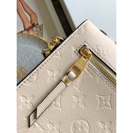 L-bag Size: 25 x 19 x 7 cm - Top Club