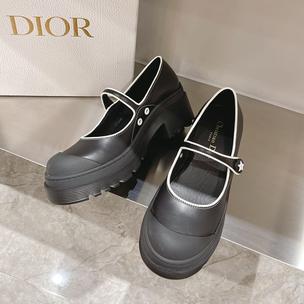 D-DOLL 2.0 PUMP - Top Club