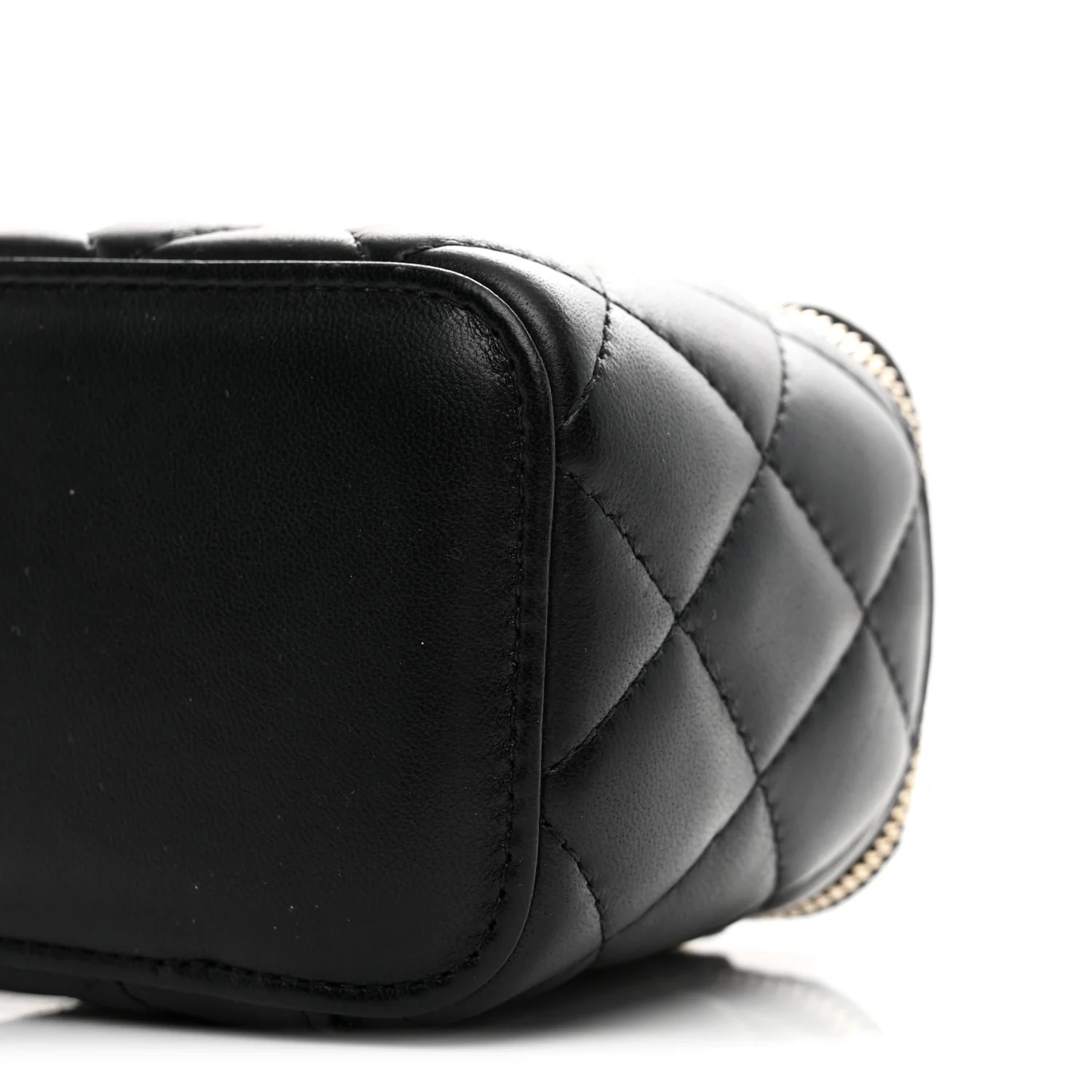 Lambskin Quilted Mini Pearl Crush Vanity Case With Chain Black - Top Club