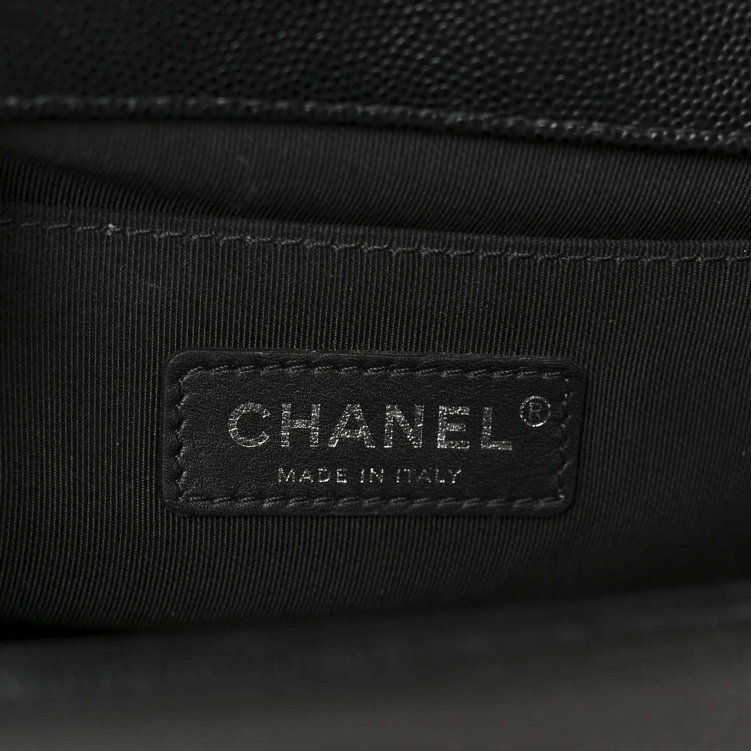 Caviar Quilted Medium Boy Flap Black - Top Club