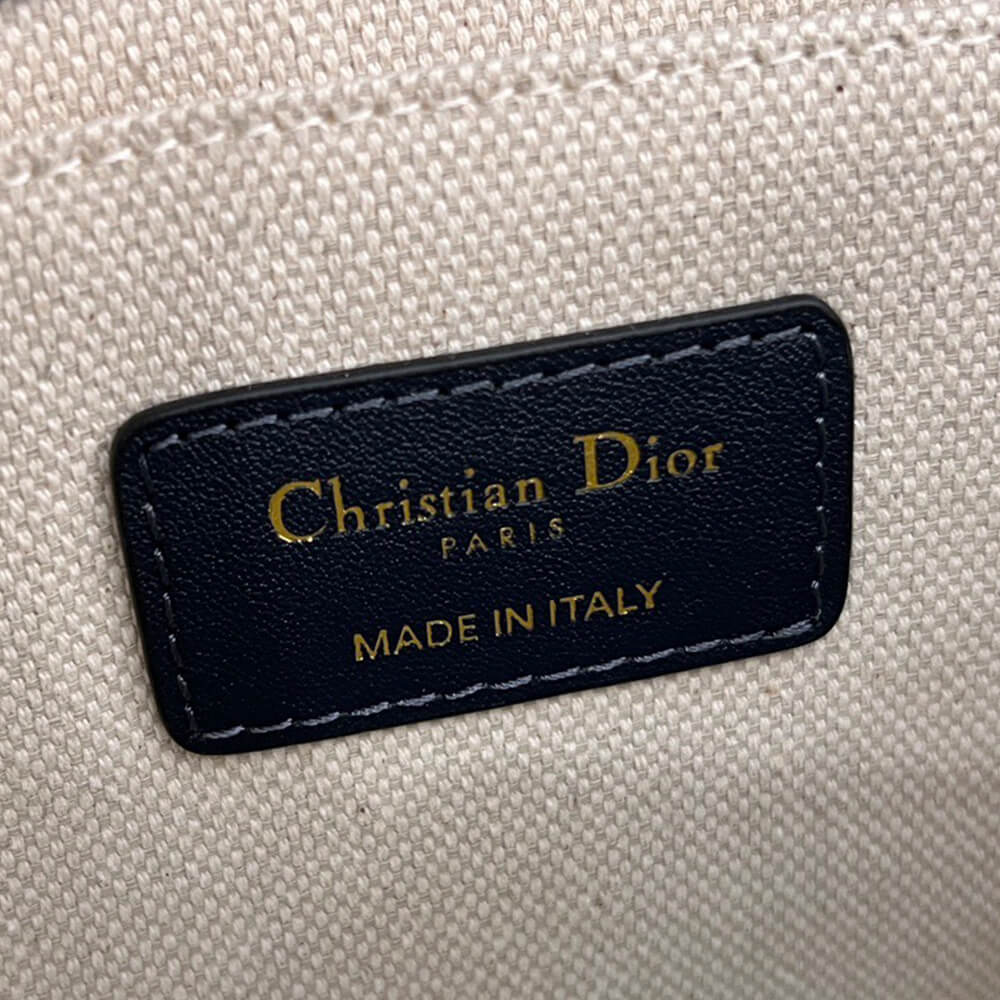 Dior Medium Dior Bobby Bag - Top Club
