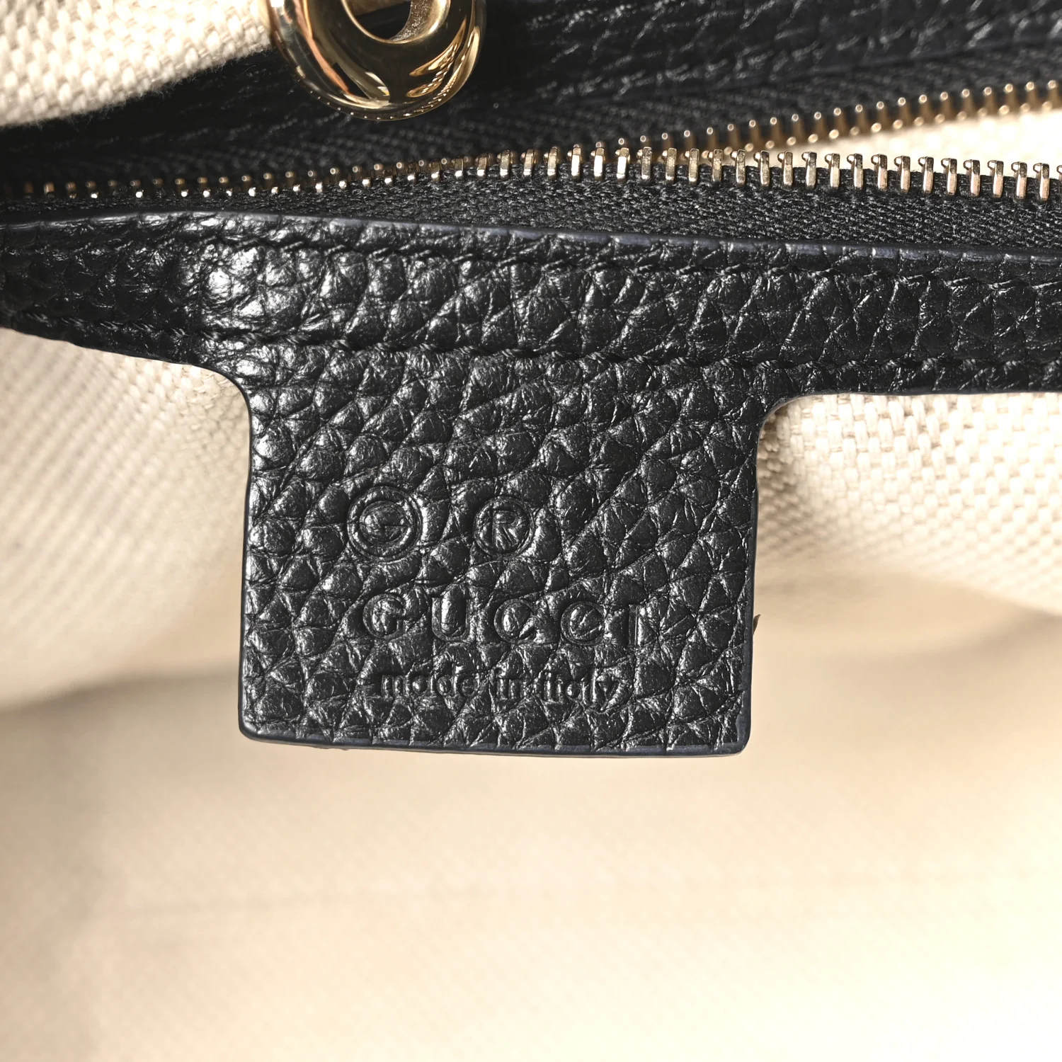 Pebbled Calfskin Medium Soho Chain Shoulder Bag Black - Top Club