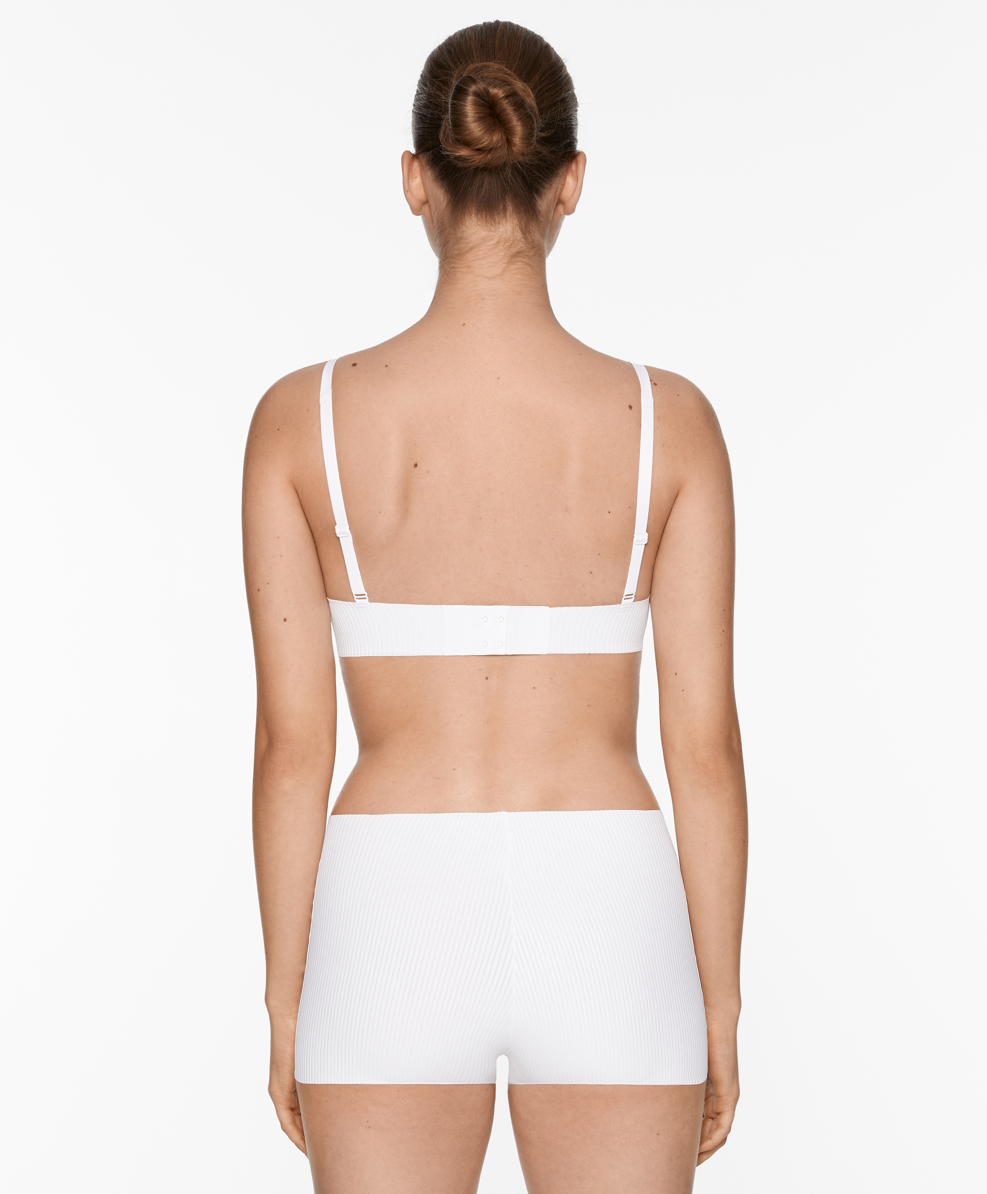 OYSHO Invisible micro rib hot pants
