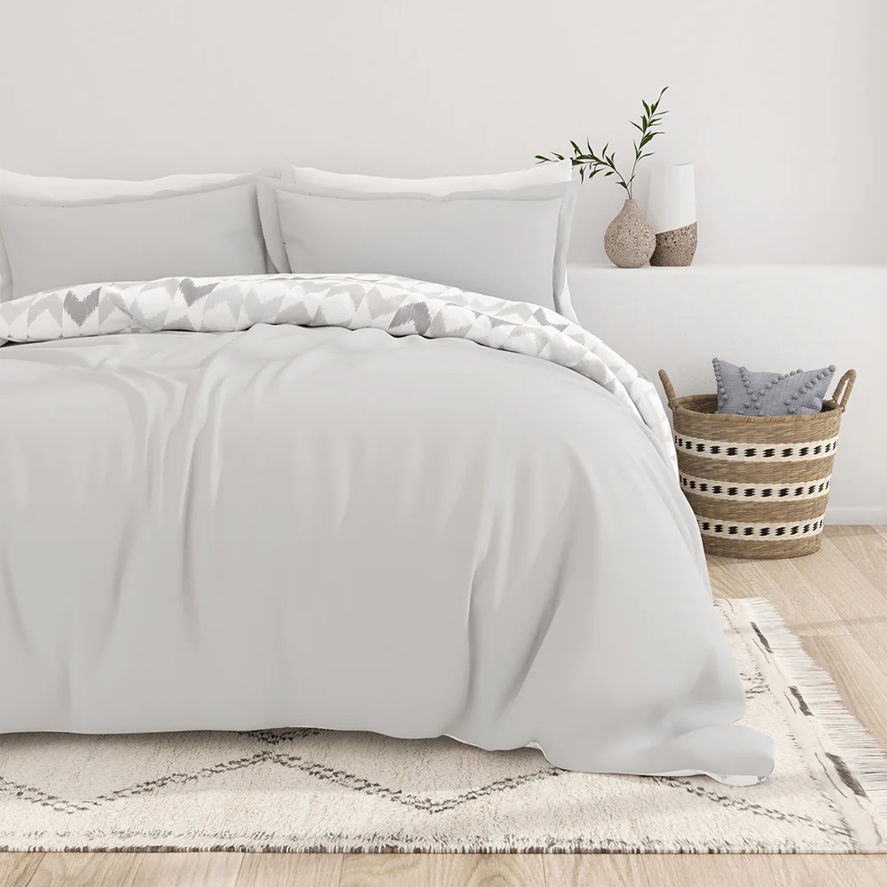 Chevron Sleep Pattern 3-Piece Reversible Duvet Cover Set (Sale)