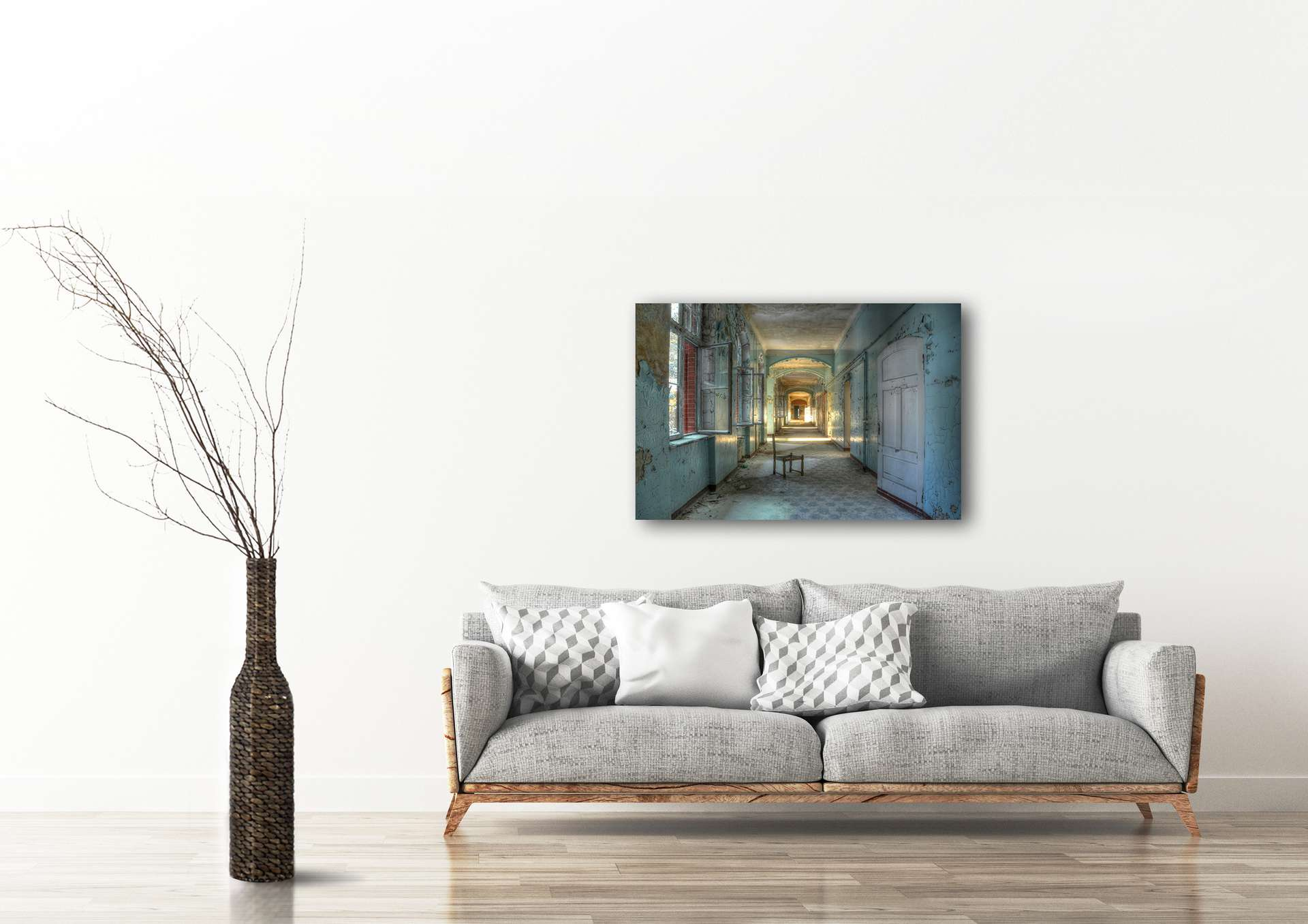 Canvas schilderij - Abandoned Hospital 200 x 100 cm