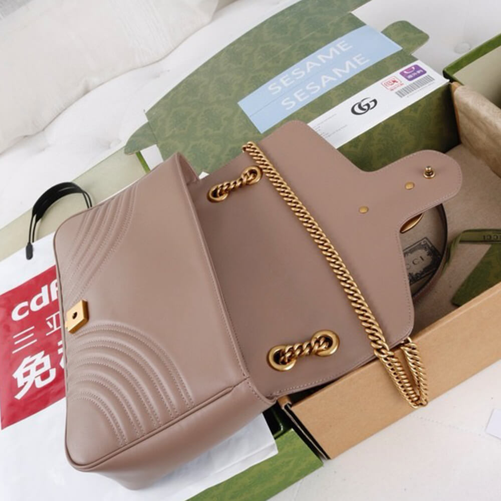 GG Marmont medium matelasse shoulder bag - Top Club