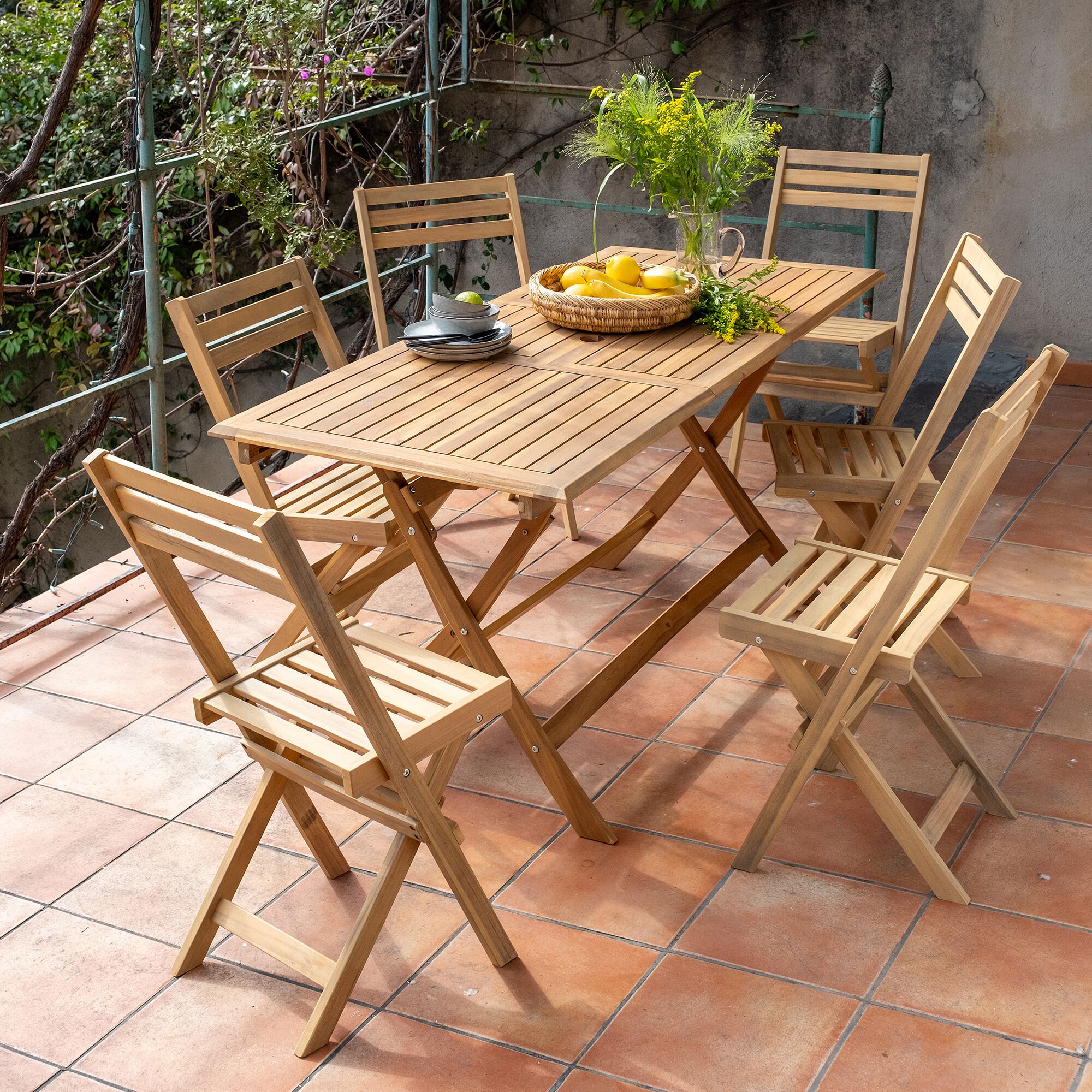 MILANA - Chaise de jardin pliante en acacia - bois clair