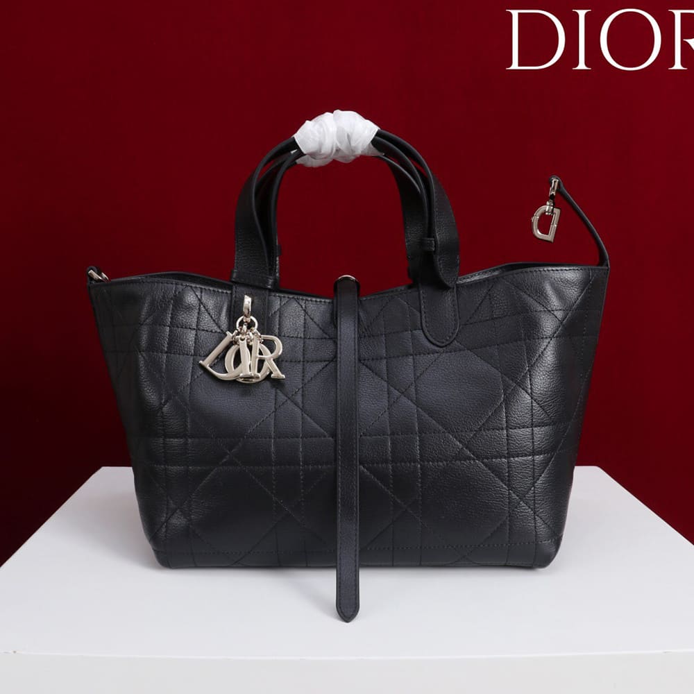 Medium Dior Toujours Bag - Top Club