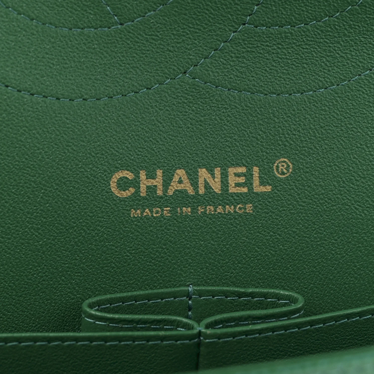 Metallic Caviar Quilted Jumbo Double Flap Green - Top Club