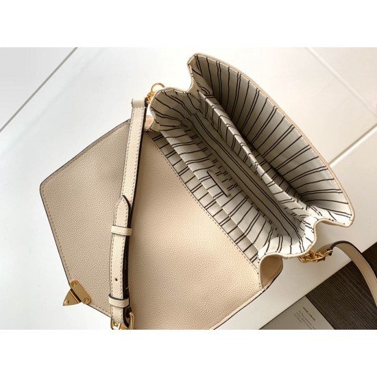 L-bag Size: 25 x 19 x 7 cm - Top Club