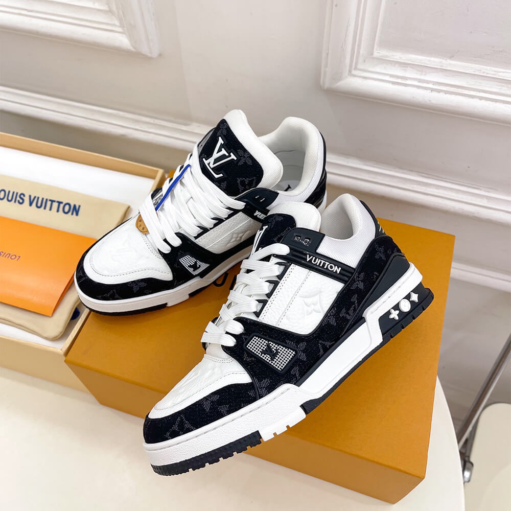 LV Trainer Sneaker - Top Club