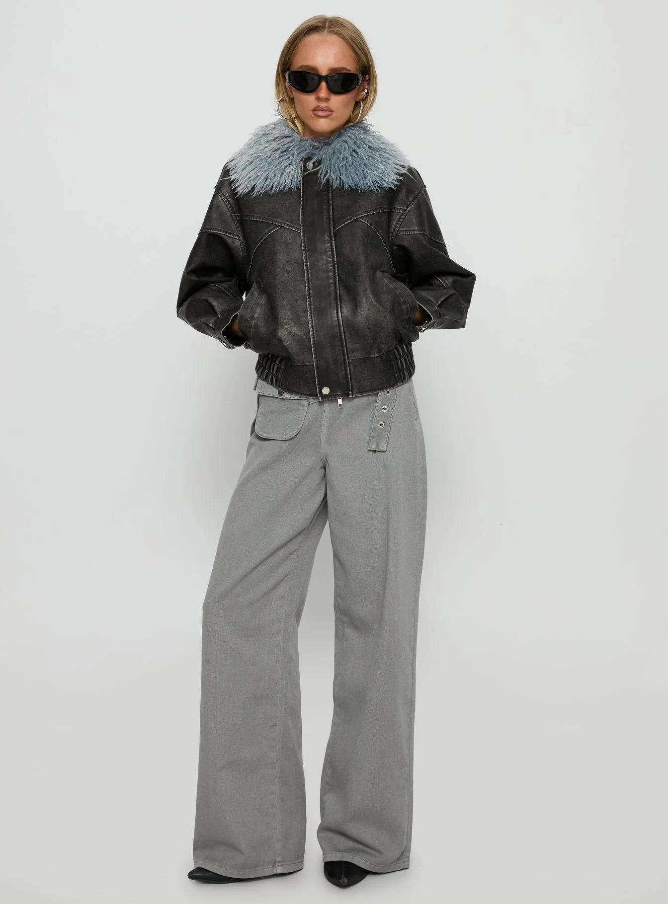 Brittanni Fluffy Collar Jacket Black / Blue