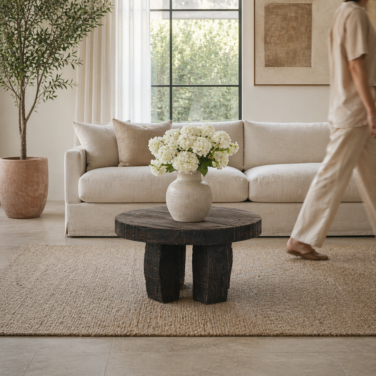 Ghevar - Salontafel met krachtig tijdloos design