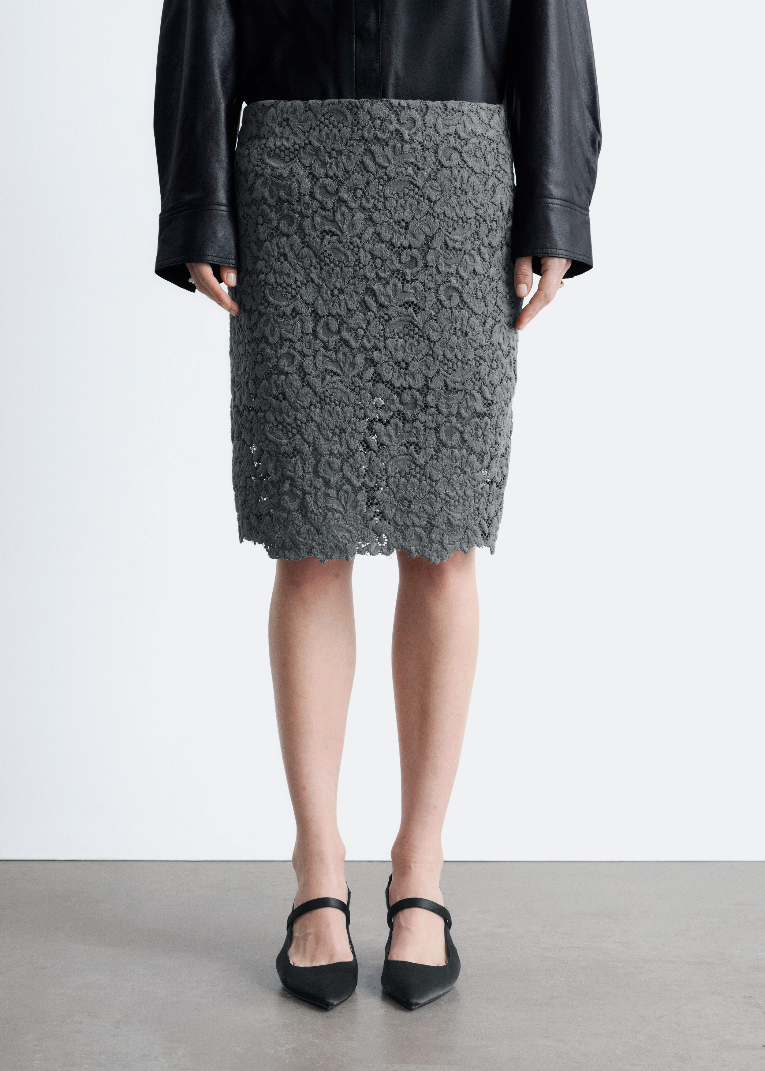 & Other Stories PENCIL LACE MIDI SKIRT