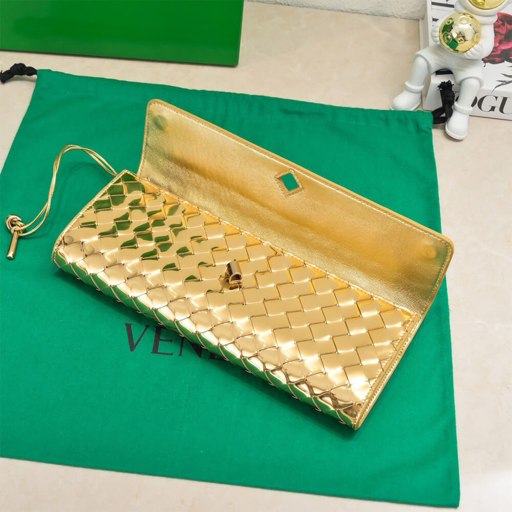 Bottega Veneta Andiamo Clutch(HIGH-END GRADE) - Top Club