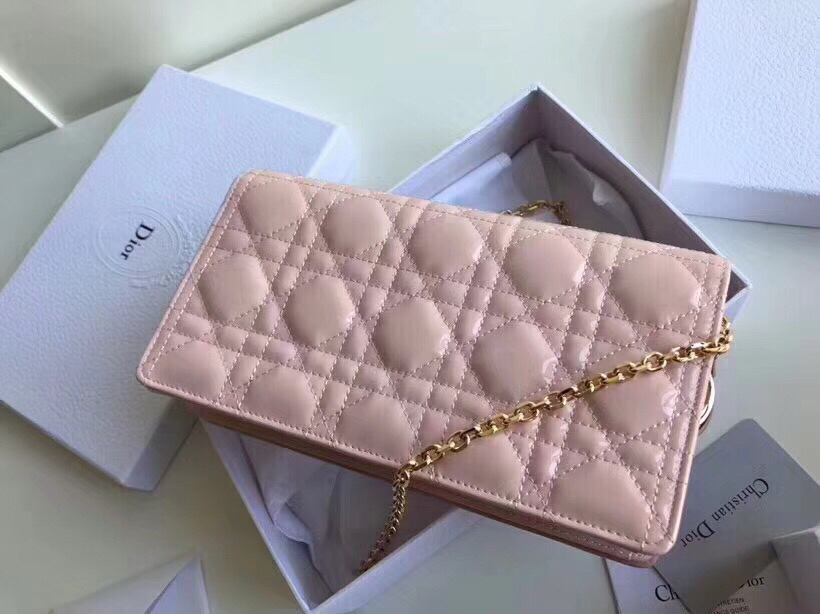 D Lady D Clutch With Chain In Pink Patent - Top Club